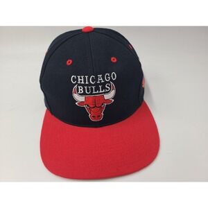 Vintage Chicago Bulls GCC The G Cap Strapback Adjustable Hat Wool Blend 90s NBA